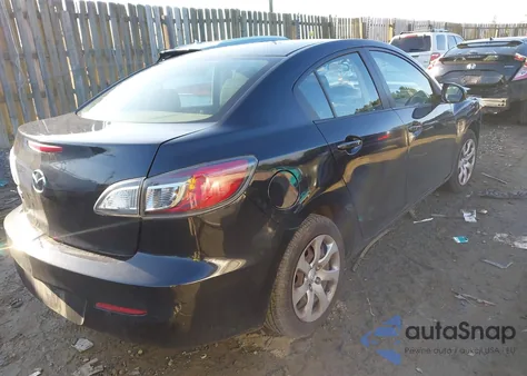 2013 Mazda Mazda3 I Sv z USA, uszkodzony, nr VIN JM1BL1TF8D1778262